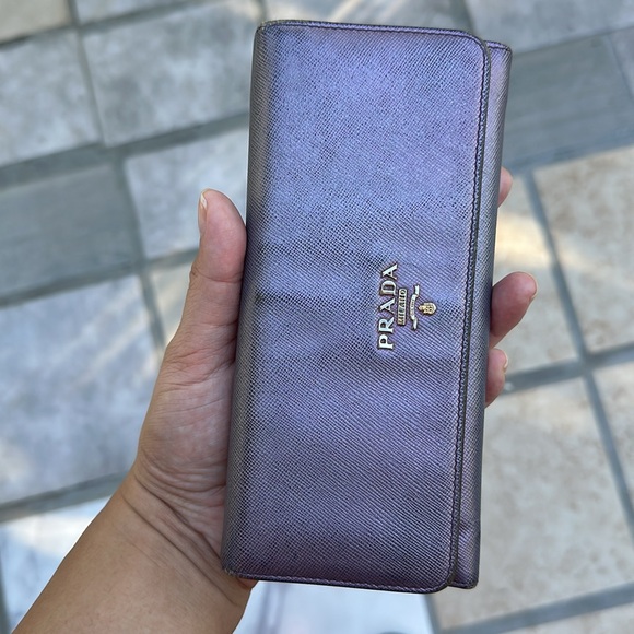 Prada Saffiano leather metallic purple wallet with COA and box - Picture 14 of 14